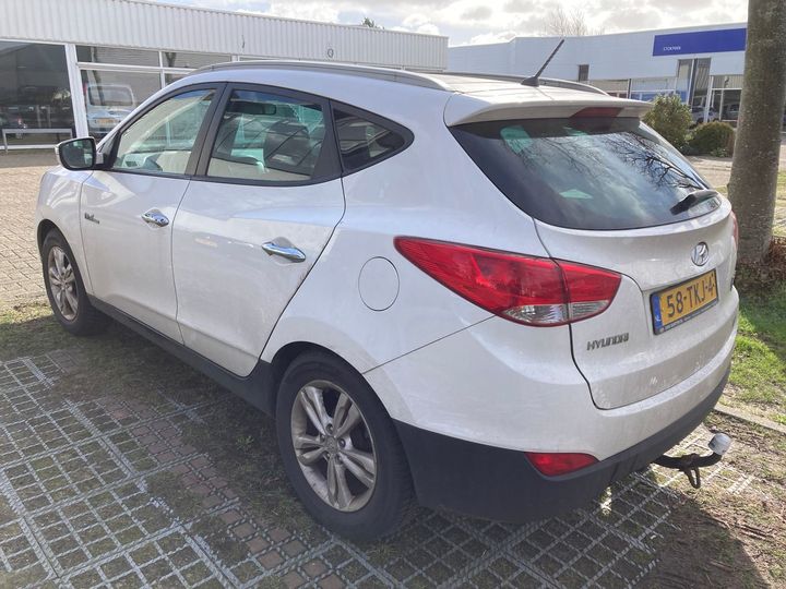 Photo 2 VIN: TMAJU81AACJ277170 - HYUNDAI IX35 