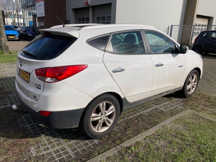 Photo 3 VIN: TMAJU81AACJ277170 - HYUNDAI IX35 