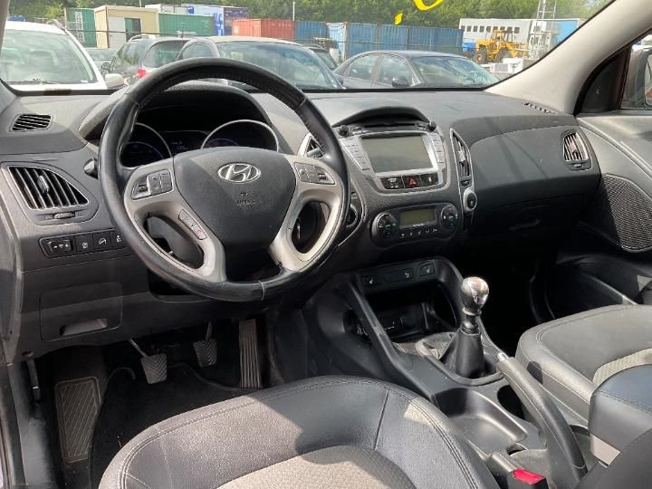 Photo 24 VIN: TMAJU81UADJ393588 - HYUNDAI IX35 SUV 