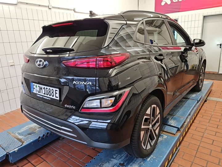 Photo 2 VIN: TMAK281HFMJ038338 - HYUNDAI KONA 