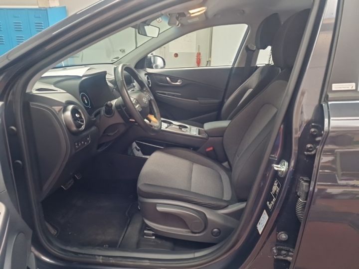 Photo 4 VIN: TMAK281HFNJ040216 - HYUNDAI KONA 