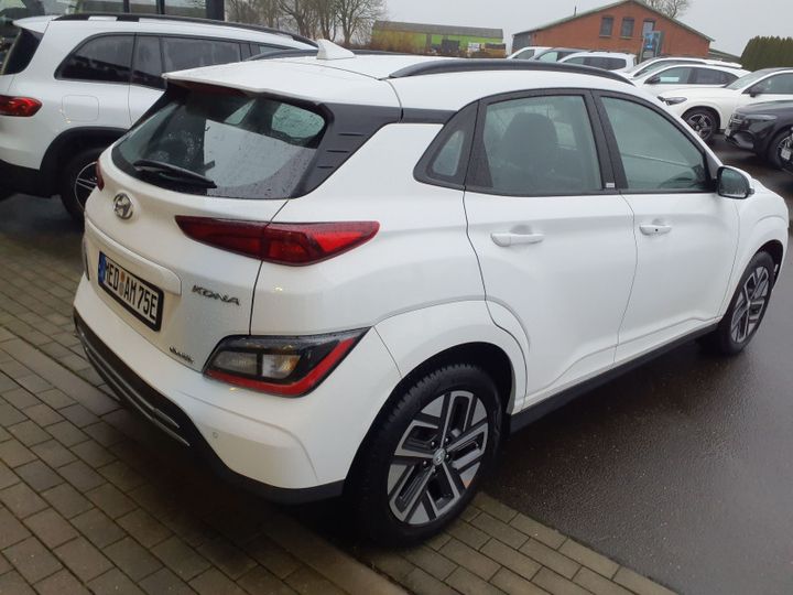 Photo 2 VIN: TMAK281HFNJ044621 - HYUNDAI KONA 