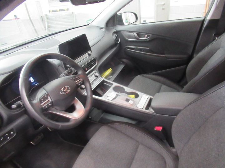 Photo 8 VIN: TMAK381GFLJ013926 - HYUNDAI KONA (OS)(2017-&GT) 