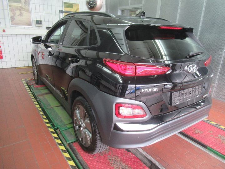 Photo 10 VIN: TMAK381GFLJ017268 - HYUNDAI KONA SUV 