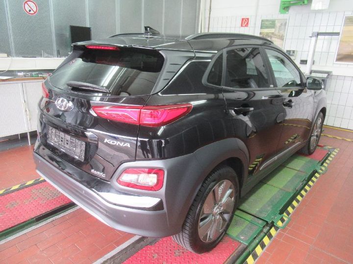 Photo 9 VIN: TMAK381GFLJ017268 - HYUNDAI KONA SUV 