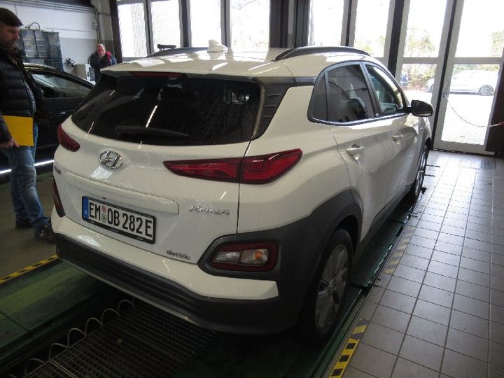 Photo 9 VIN: TMAK381GFLJ017733 - HYUNDAI KONA SUV 