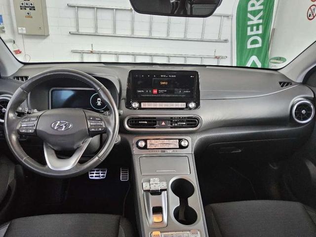 Photo 15 VIN: TMAK381HFNJ050902 - HYUNDAI KONA EV 