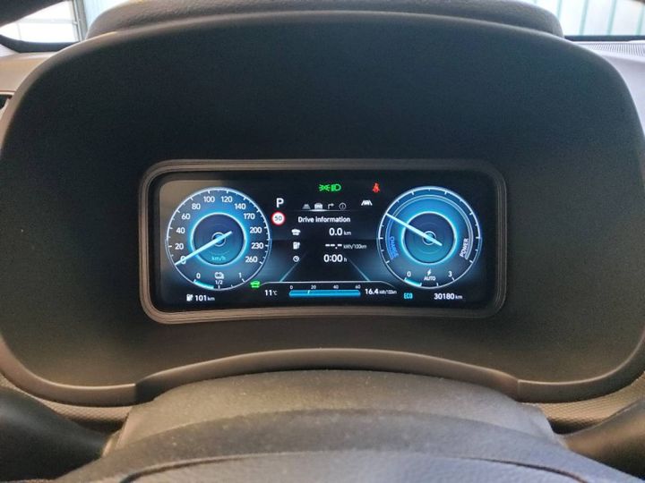 Photo 9 VIN: TMAK381HFNJ050911 - HYUNDAI KONA EV 