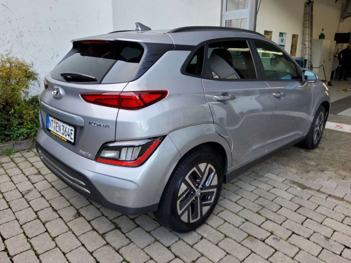 Photo 12 VIN: TMAK381HFNJ051548 - HYUNDAI KONA EV 