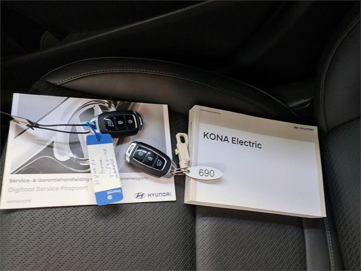 Photo 9 VIN: TMAK581GFLJ003906 - HYUNDAI KONA 