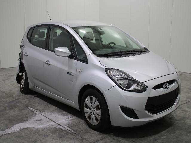 Photo 2 VIN: TMAPT81RACJ071019 - HYUNDAI IX20 MPV 