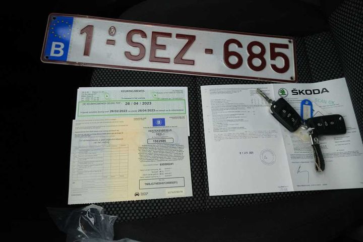 Photo 4 VIN: TMB1G7NE9H0124065 - SKODA OCTAVIA 