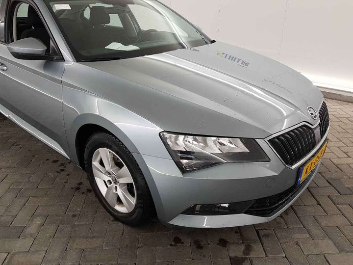 Photo 16 VIN: TMBAA9NP1H7507990 - SKODA SUPERB 