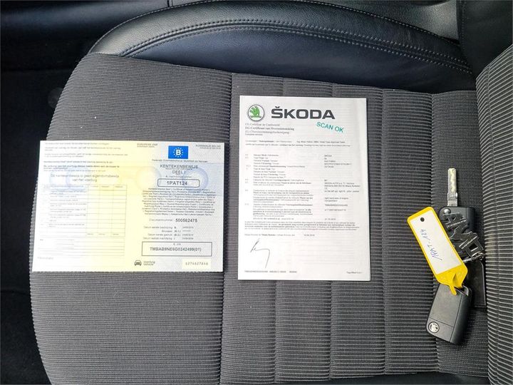 Photo 4 VIN: TMBAB9NE6G0242499 - SKODA OCTAVIA 