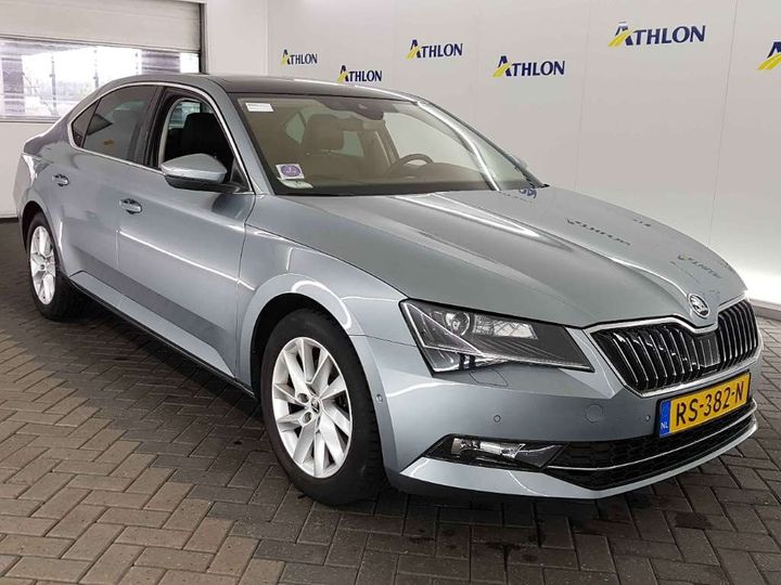 Photo 2 VIN: TMBAB9NP2J7557025 - SKODA SUPERB 