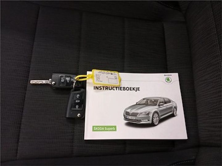 Photo 6 VIN: TMBAB9NP4H7551589 - SKODA SUPERB 