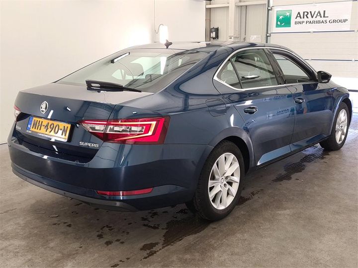 Photo 2 VIN: TMBAB9NP6H7045424 - SKODA SUPERB 