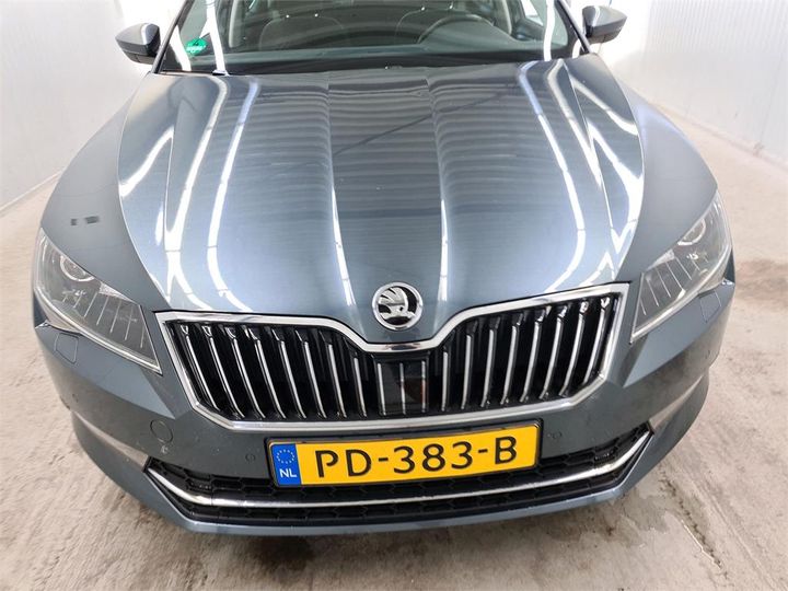 Photo 11 VIN: TMBAB9NPXH7550835 - SKODA SUPERB 