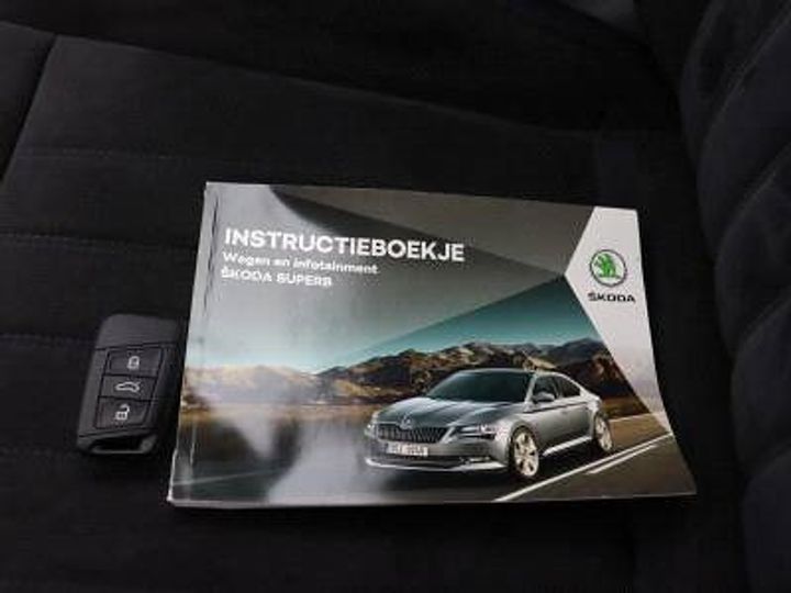 Photo 14 VIN: TMBAB9NPXJ7511801 - SKODA SUPERB 