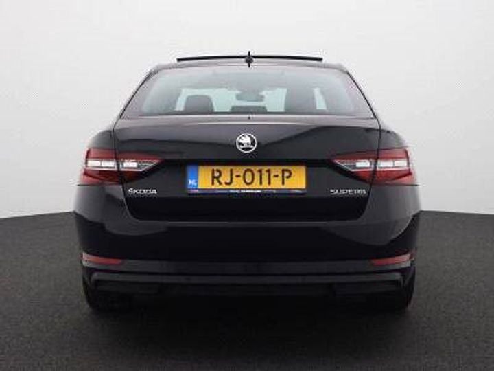 Photo 4 VIN: TMBAB9NPXJ7511801 - SKODA SUPERB 