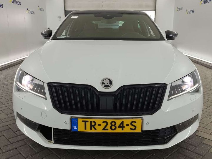 Photo 13 VIN: TMBAB9NPXJ7548945 - SKODA SUPERB 