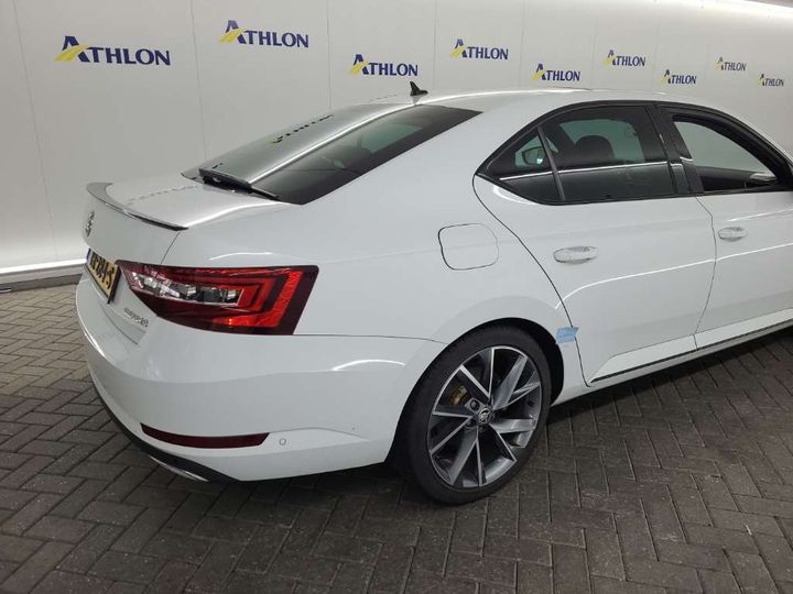 Photo 23 VIN: TMBAB9NPXJ7548945 - SKODA SUPERB 