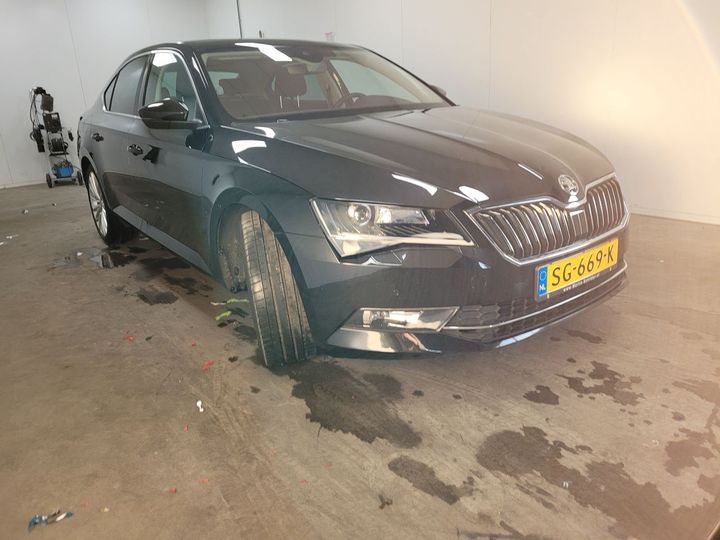 Photo 4 VIN: TMBAB9NPXJ7576213 - SKODA SUPERB 