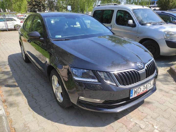 Photo 4 VIN: TMBAC7NE7J0021843 - SKODA OCTAVIA 