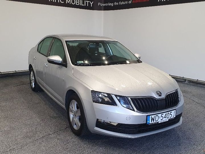 Photo 4 VIN: TMBAC7NE7J0069777 - SKODA OCTAVIA 