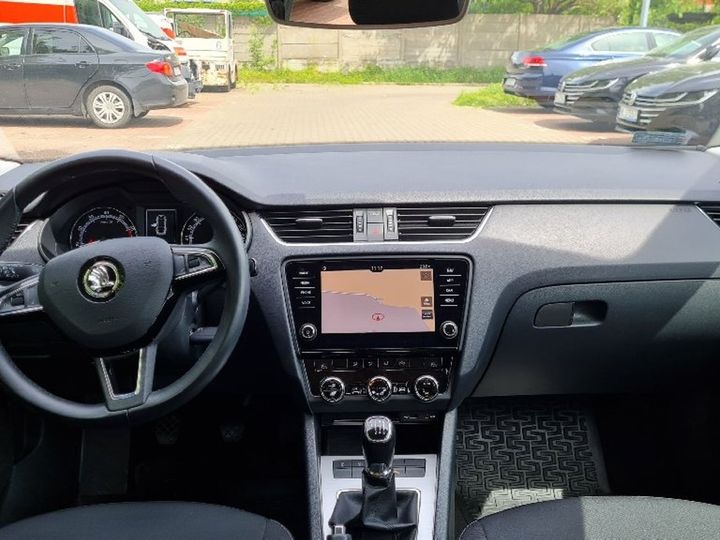 Photo 5 VIN: TMBAC7NE9J0021648 - SKODA OCTAVIA 