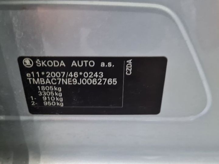 Photo 9 VIN: TMBAC7NE9J0062765 - SKODA OCTAVIA 