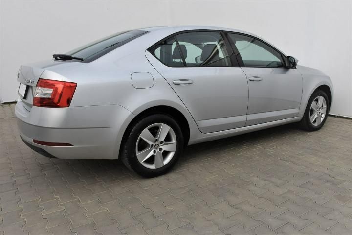 Photo 4 VIN: TMBAC9NE0J0262574 - SKODA OCTAVIA 