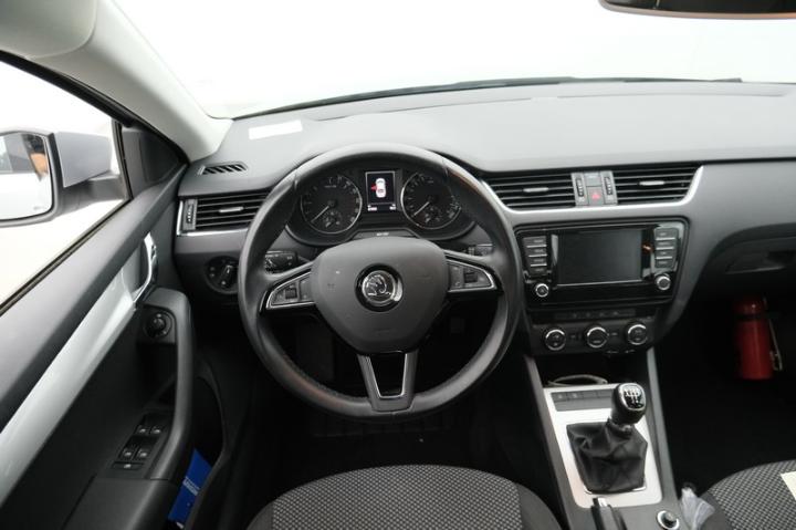 Photo 9 VIN: TMBAF7NE4H0075618 - SKODA OCTAVIA 