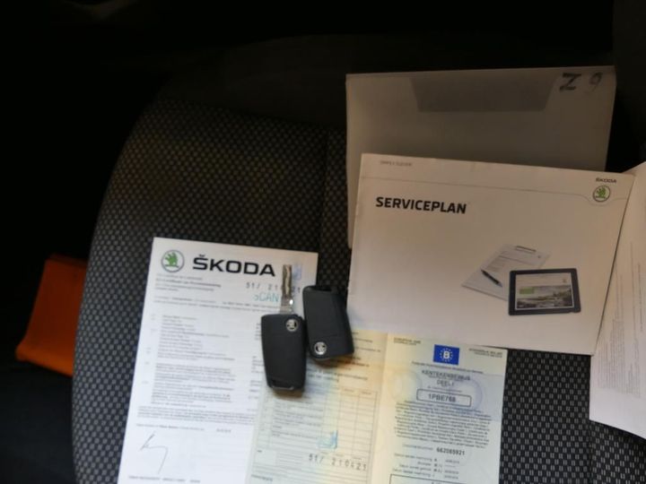 Photo 11 VIN: TMBAF7NE5G0258797 - SKODA OCTAVIA 