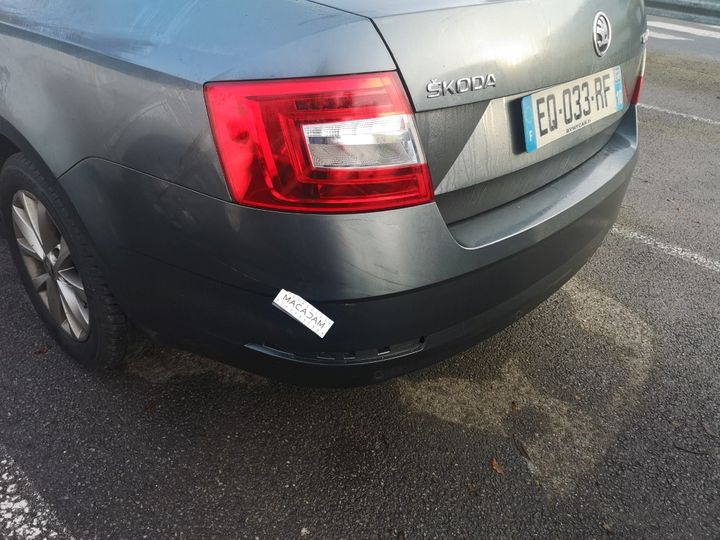 Photo 33 VIN: TMBAG7NE0J0137809 - SKODA OCTAVIA 