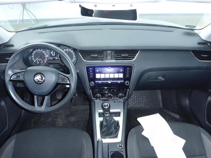 Photo 5 VIN: TMBAG7NE2J0077922 - SKODA OCTAVIA 