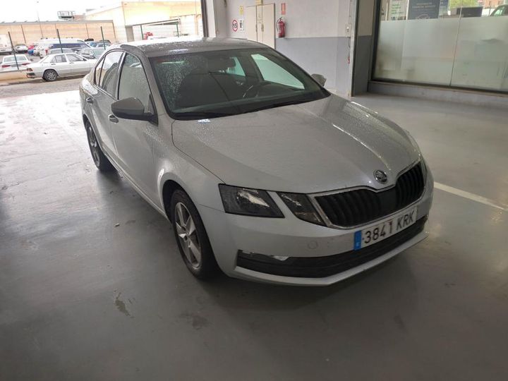 Photo 32 VIN: TMBAG7NE3J0354111 - SKODA OCTAVIA 