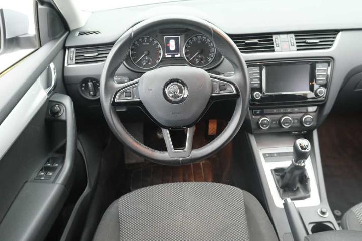 Photo 9 VIN: TMBAG7NE4G0250302 - SKODA OCTAVIA 