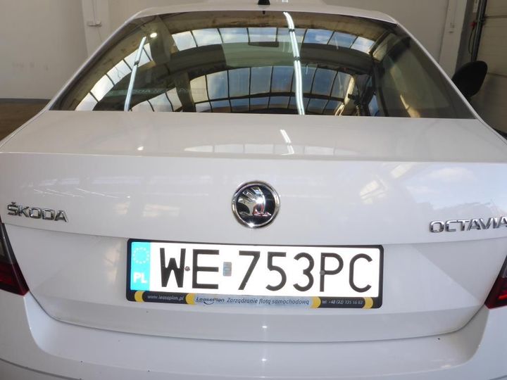 Photo 32 VIN: TMBAG7NE4J0018564 - SKODA OCTAVIA 