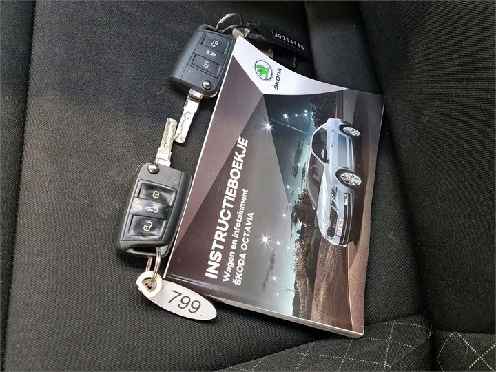 Photo 9 VIN: TMBAG7NE4J0254146 - SKODA OCTAVIA 