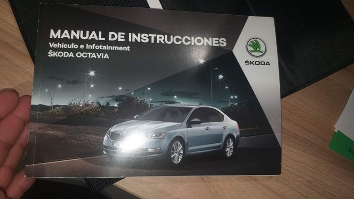 Photo 3 VIN: TMBAG7NE4K0206731 - SKODA OCTAVIA 