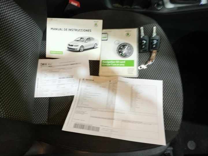 Photo 29 VIN: TMBAG7NE5H0021287 - SKODA OCTAVIA 