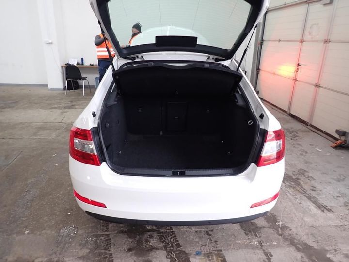 Photo 10 VIN: TMBAG7NE6H0059501 - SKODA OCTAVIA 