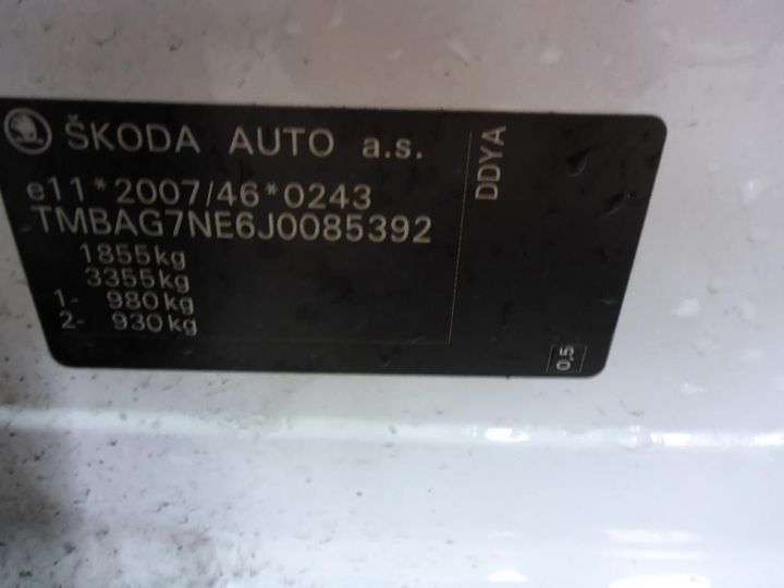 Photo 12 VIN: TMBAG7NE6J0085392 - SKODA OCTAVIA 