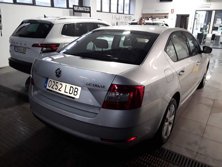 Photo 13 VIN: TMBAG7NE7K0231087 - SKODA OCTAVIA 