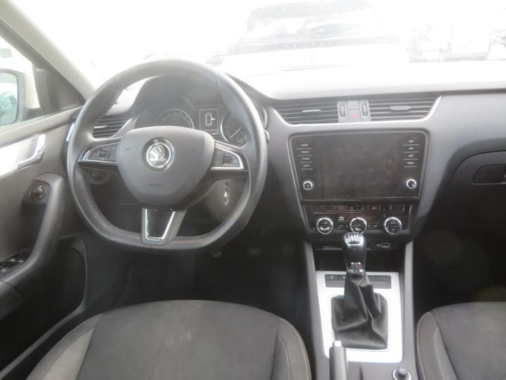 Photo 7 VIN: TMBAG7NE8J0258944 - SKODA OCTAVIA 