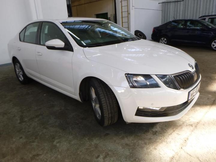 Photo 2 VIN: TMBAG7NE9J0084673 - SKODA OCTAVIA 