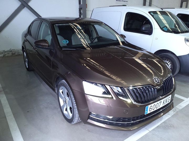 Photo 2 VIN: TMBAG7NE9J0304457 - SKODA OCTAVIA 