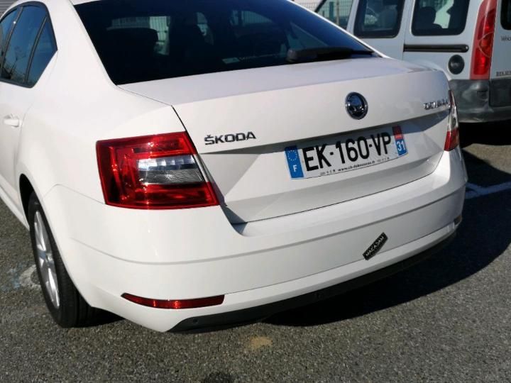 Photo 9 VIN: TMBAG7NEXJ0011294 - SKODA OCTAVIA 