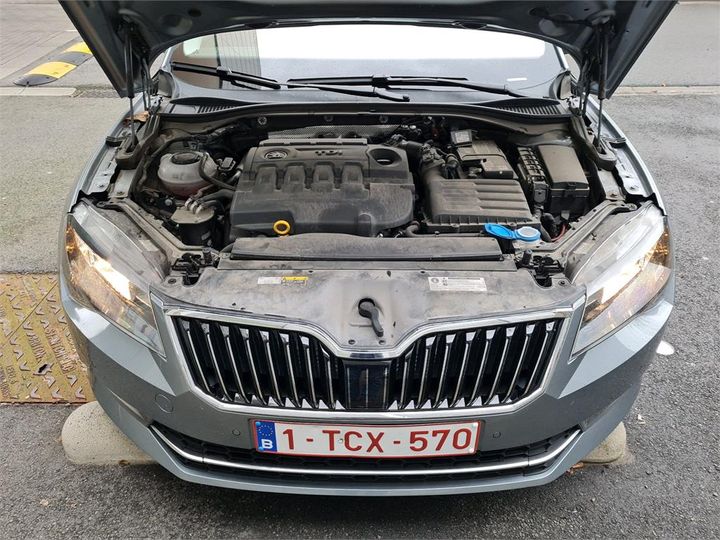 Photo 10 VIN: TMBAG7NP0J7515166 - SKODA SUPERB 